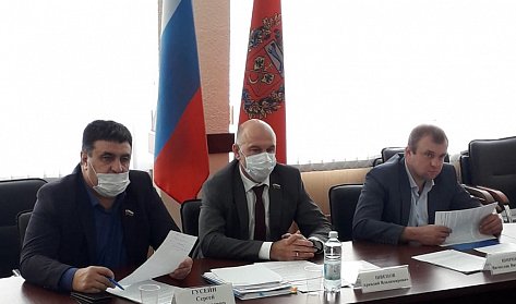 Расходы на дороги, ЖКХ и экологию снижены не будут